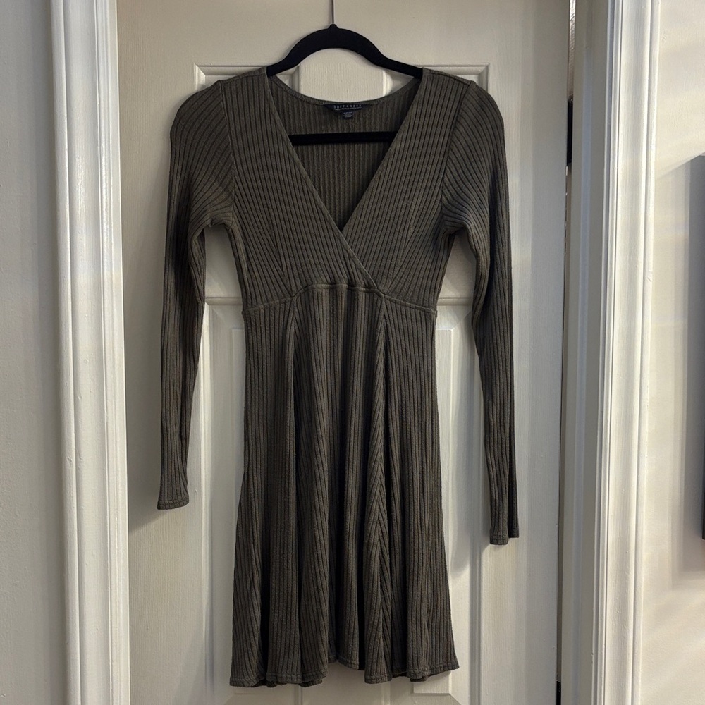 American Eagle Outfitters Khaki Ribbed Long Sleeve Dress